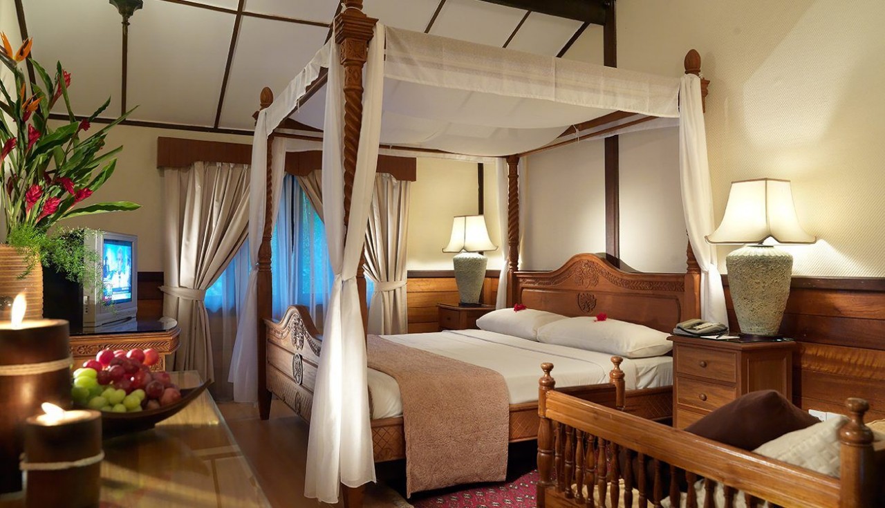 Holiday lodges with private pools - Cherating Bedroom