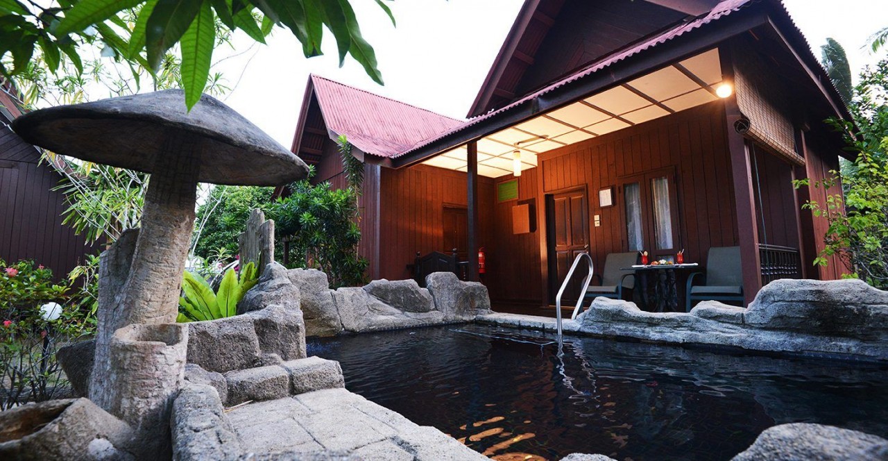 Holiday lodges with private pools - Private Jacuzzi