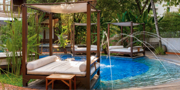 Holiday lodges with private pools - Communal Lagoon Pool