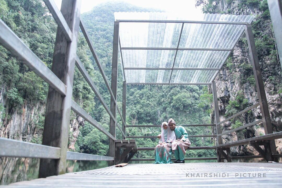 Outdoor photoshoot KL - caves