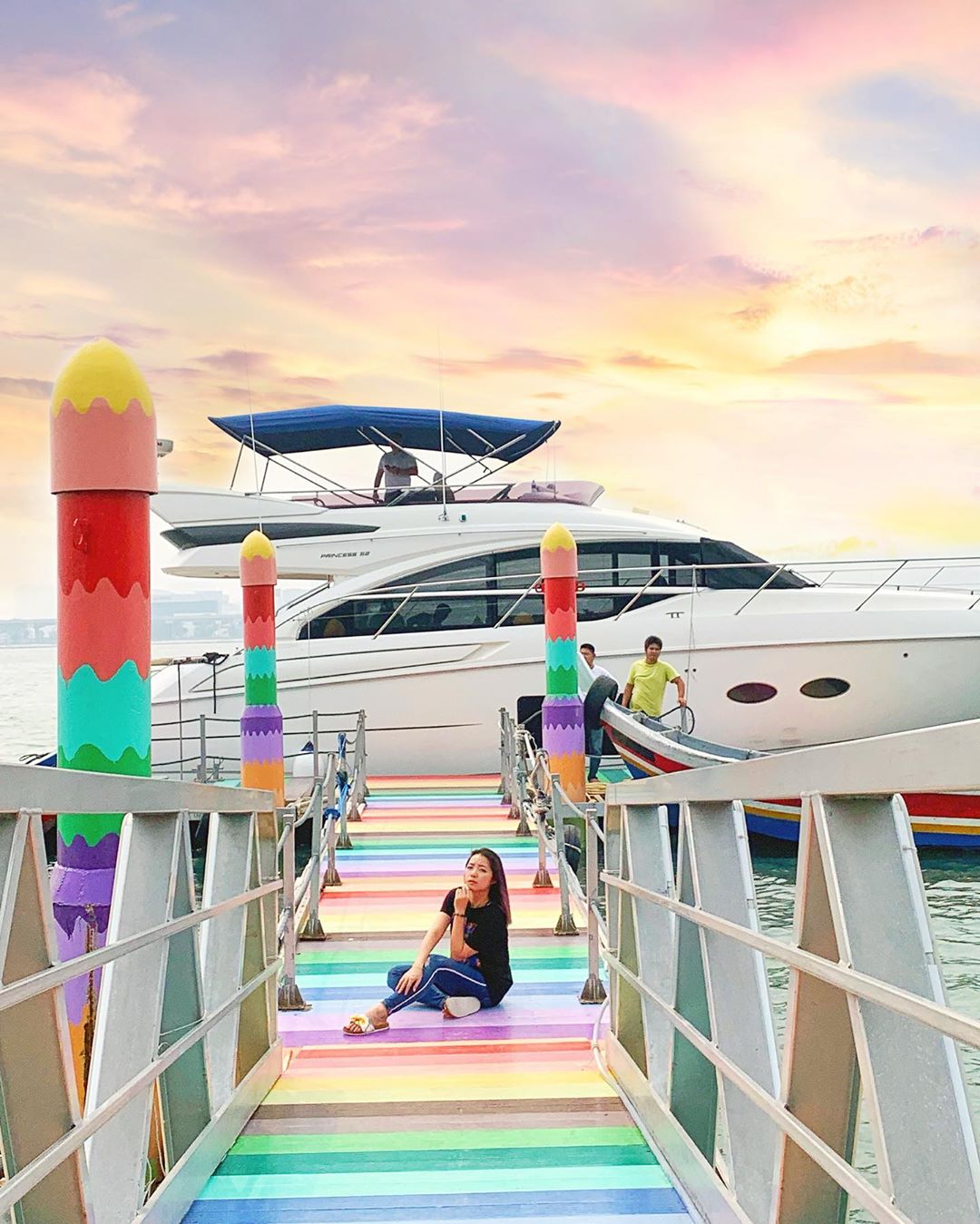 Rainbow pier