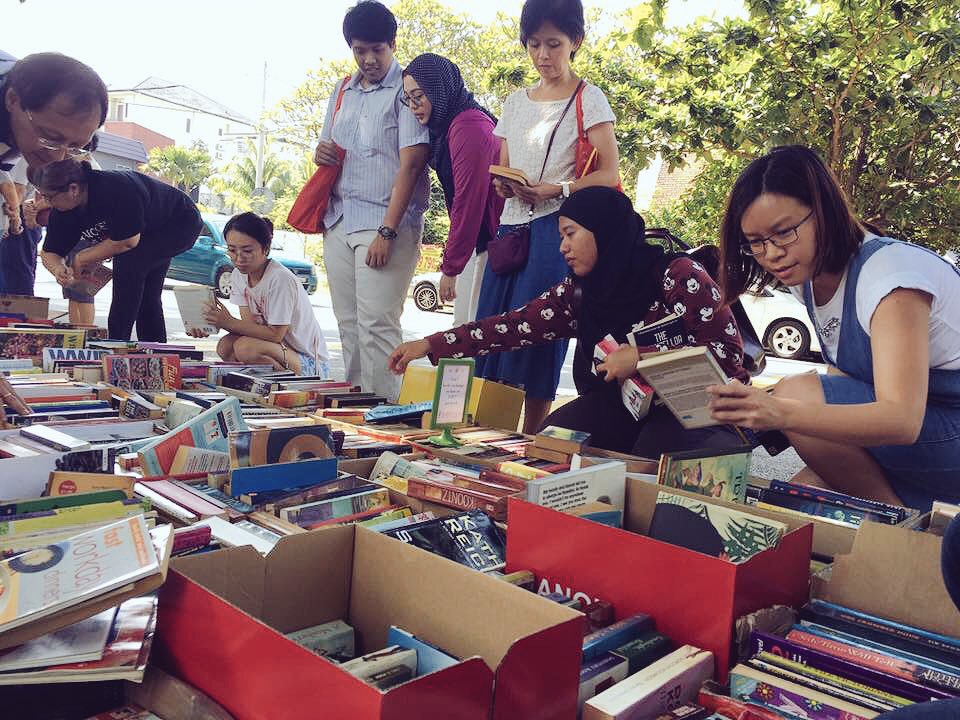 Cheap books in Klang Valley