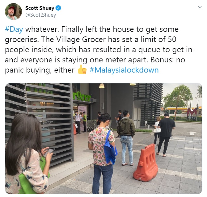social distancing at supermarkets in Malaysia
