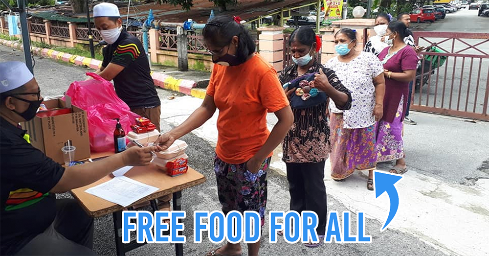 Mosque in PJ gives out free food for all in M'sia