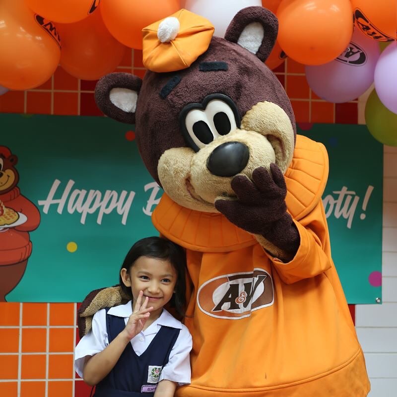 a&w mascot