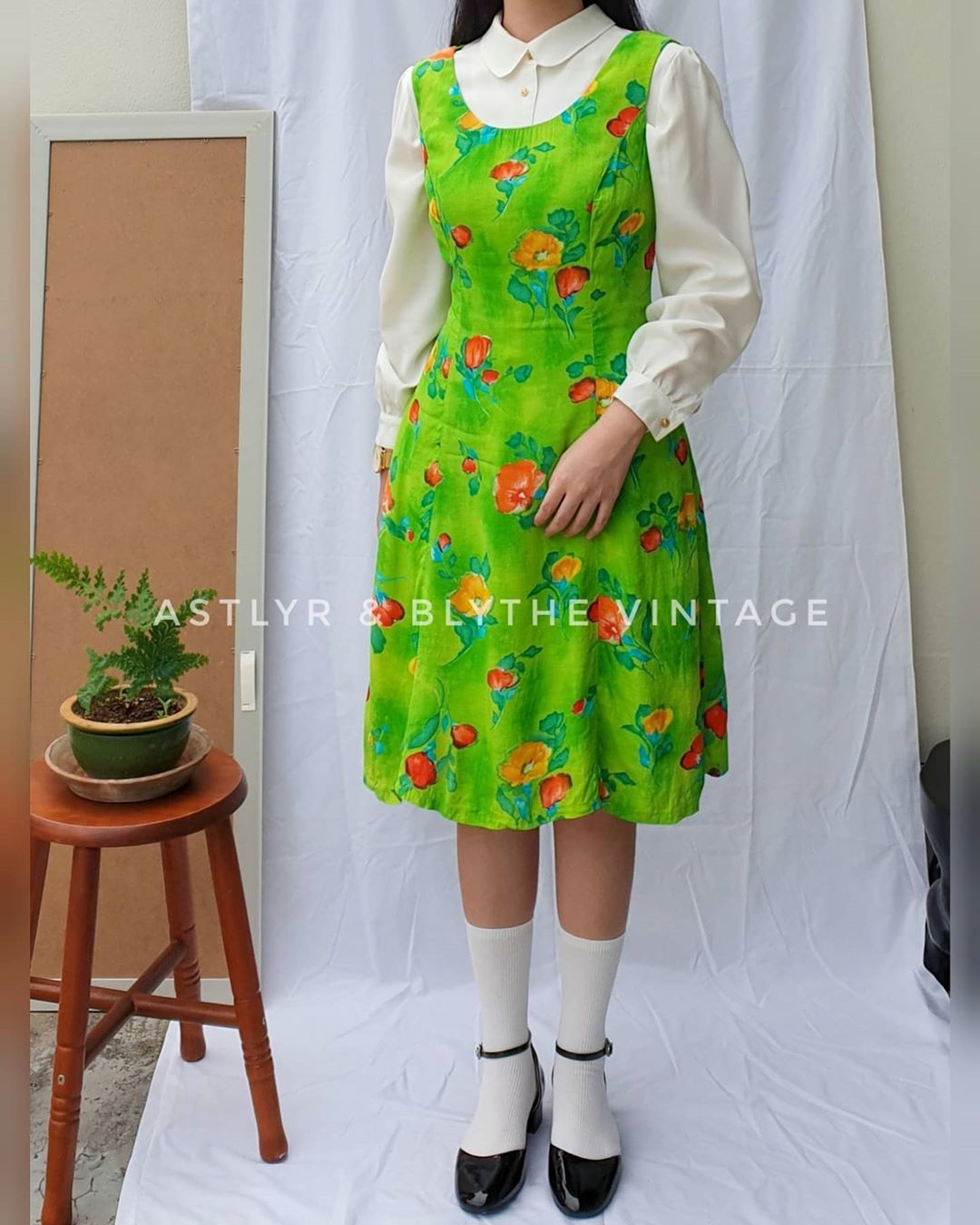 Instagram thrift stores - vintage green dress