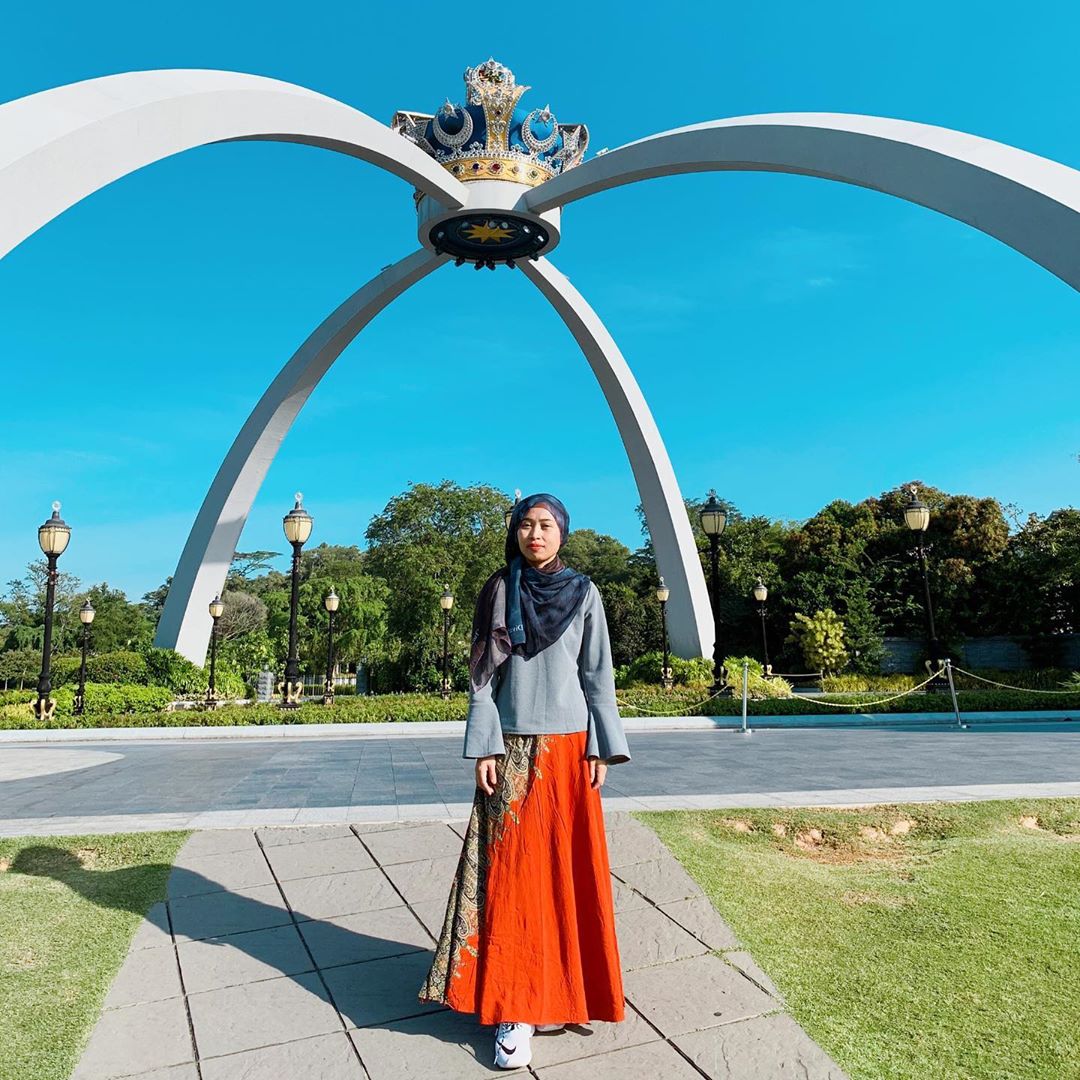 Things To Do Johor Bahru - Istana Bukit Serene