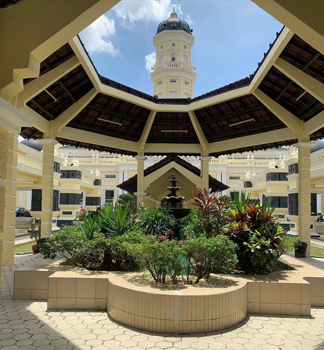 Things To Do Johor Bahru - Sultan Abu Bakar Mosque