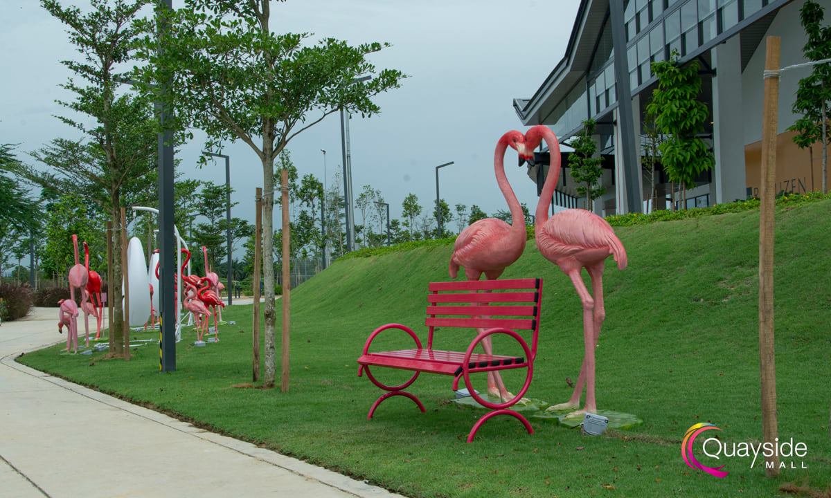 quayside mall flamingo statues
