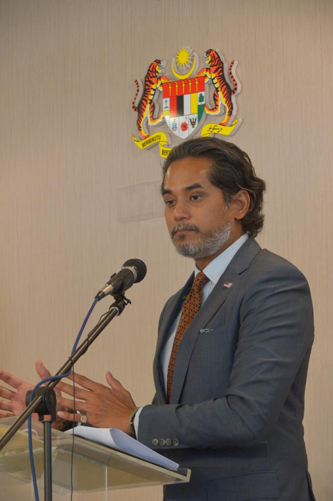 Khairy Jamaluddin speaking