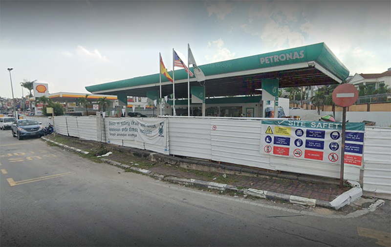 Man attacked at Petronas petrol station 