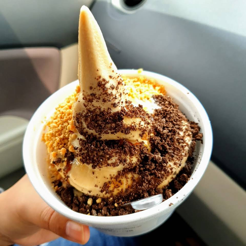 Must Try Kuching Food - ice cream gula apong