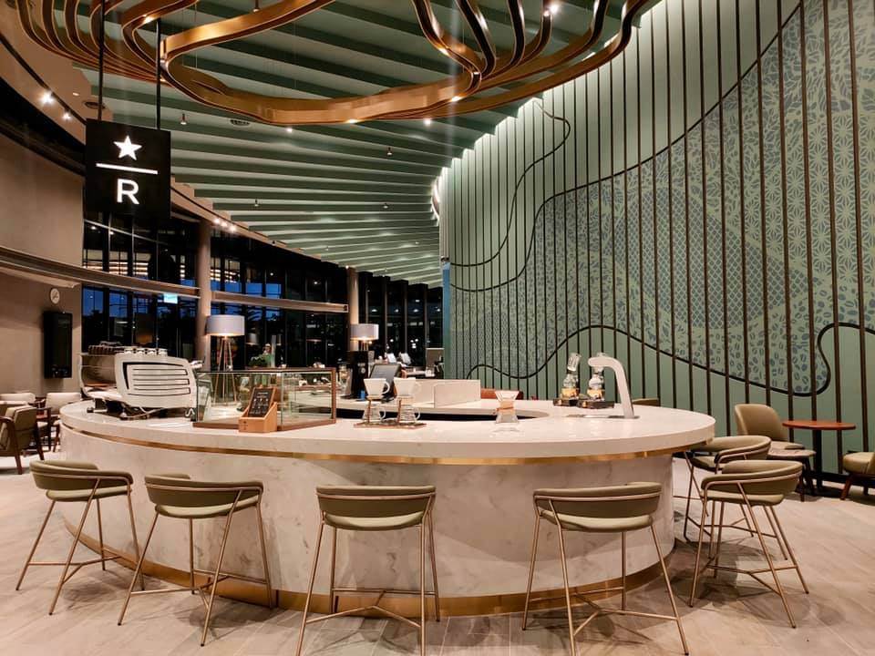 New Starbucks Reserve outlet in Tropicana Gardens Mall - interior