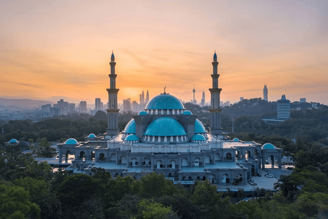 Unique mosques in Malaysia - Federal Territory Mosque