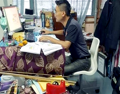 Man takes SPM Chinese paper after 21 years - cramming