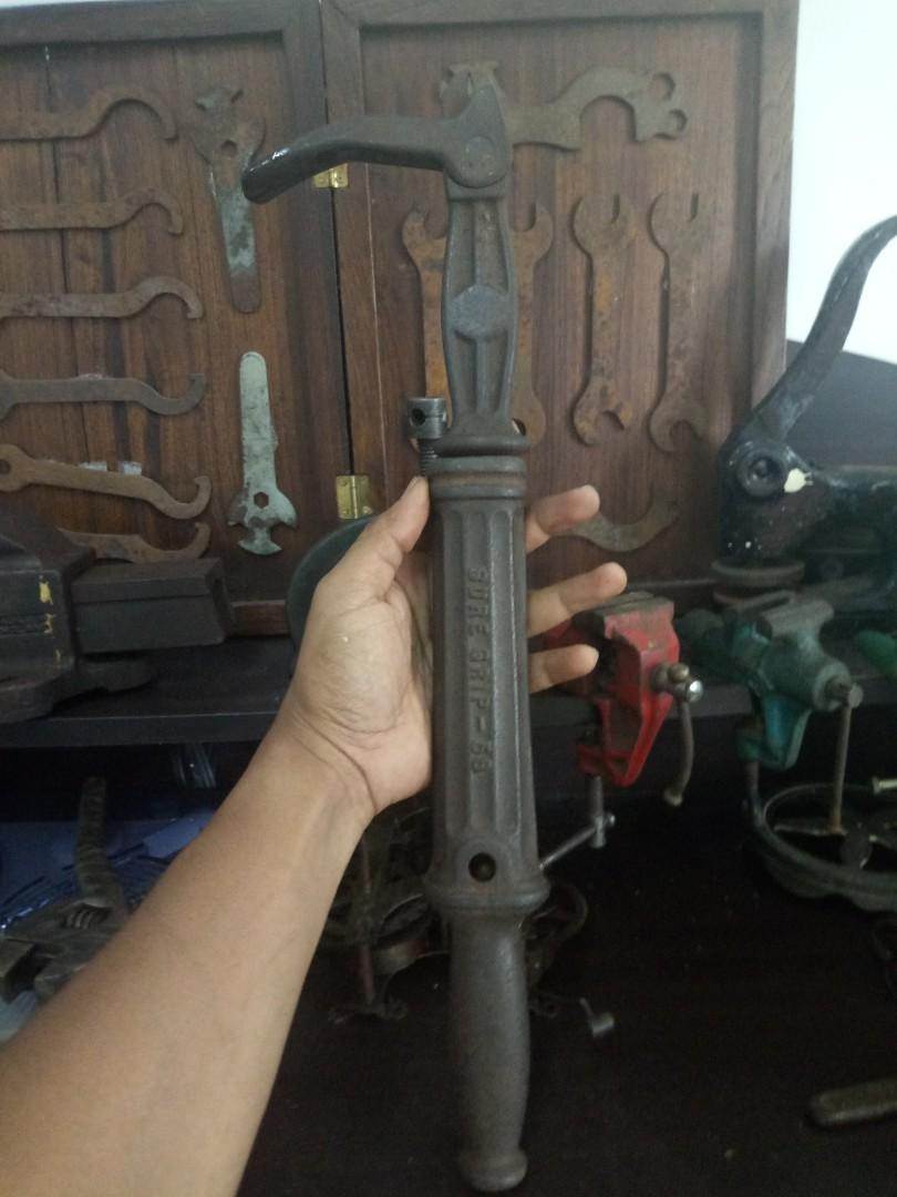 Antique Malaysian items - nail puller