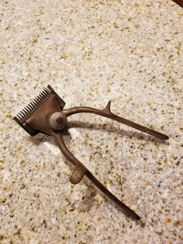 Antique Malaysian items - hair clippers