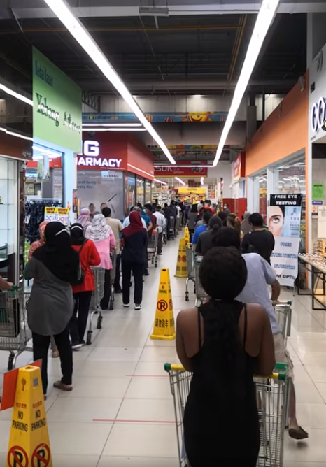 Malls, supermarkets and more closed for 3 days - crowds