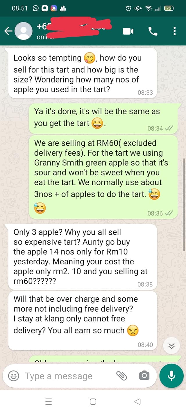 Customer complains about apple tart - chat