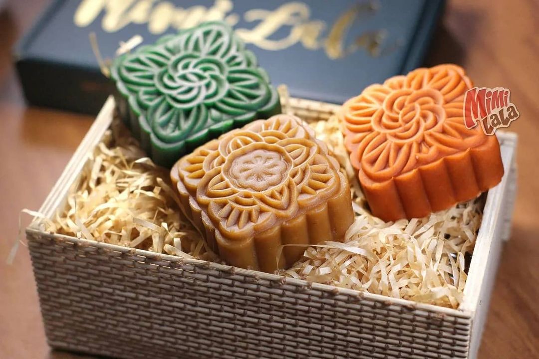 Mimi Lala halal mooncakes