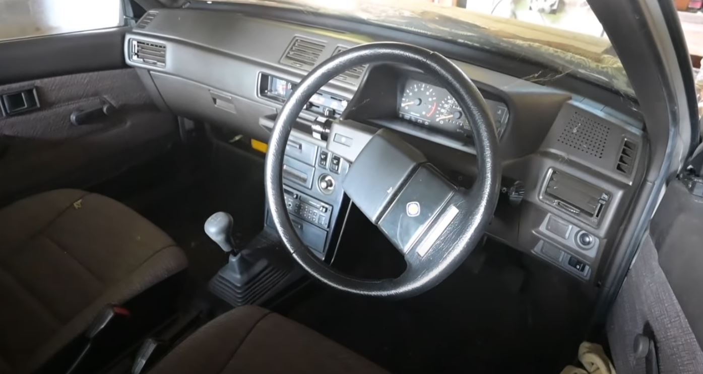 Inside 1993 Proton Saga