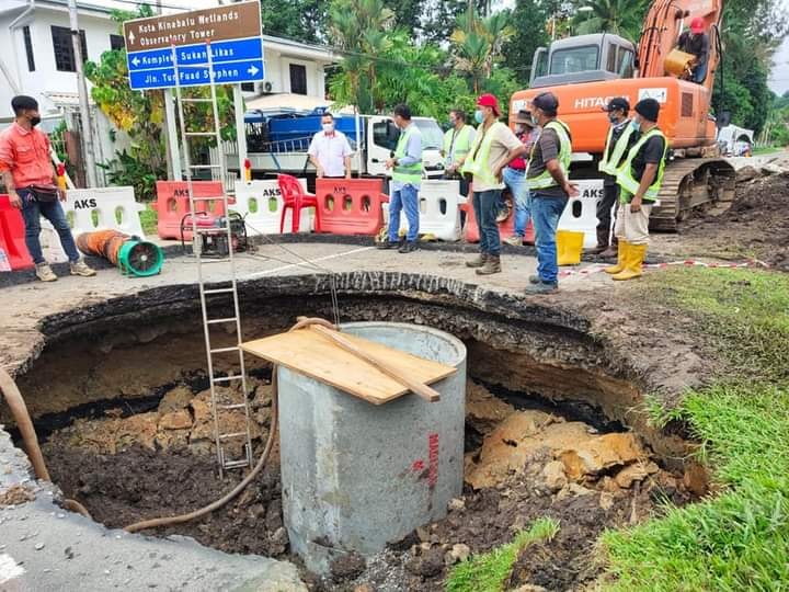 pothole in Sabah