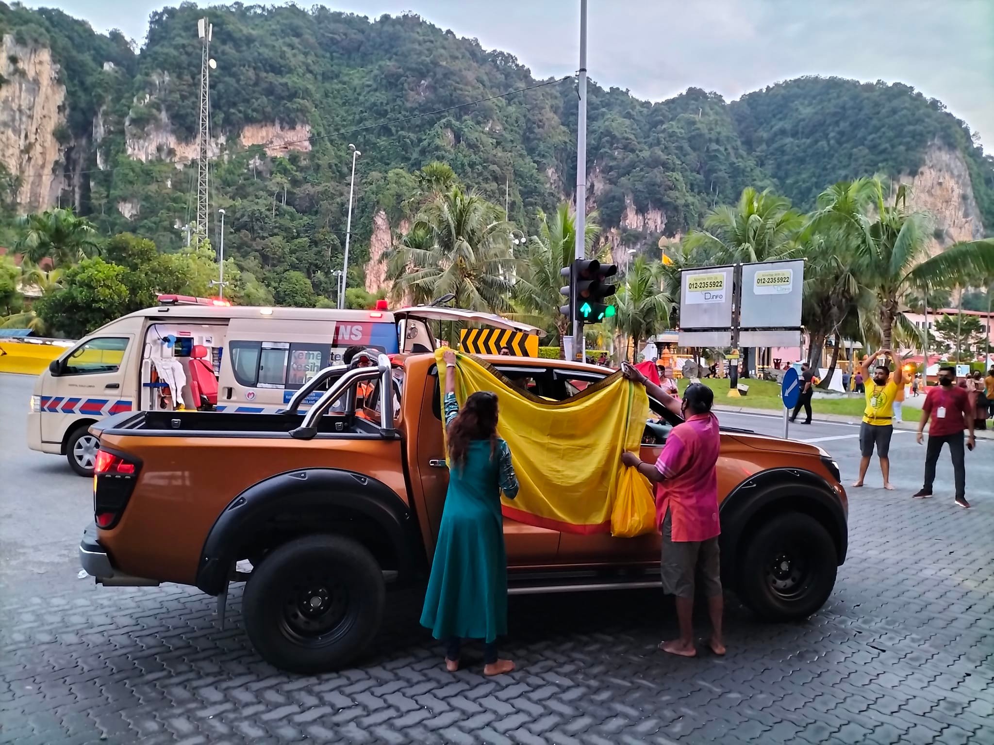 Baby delivered during Thaipusam celebrations - car