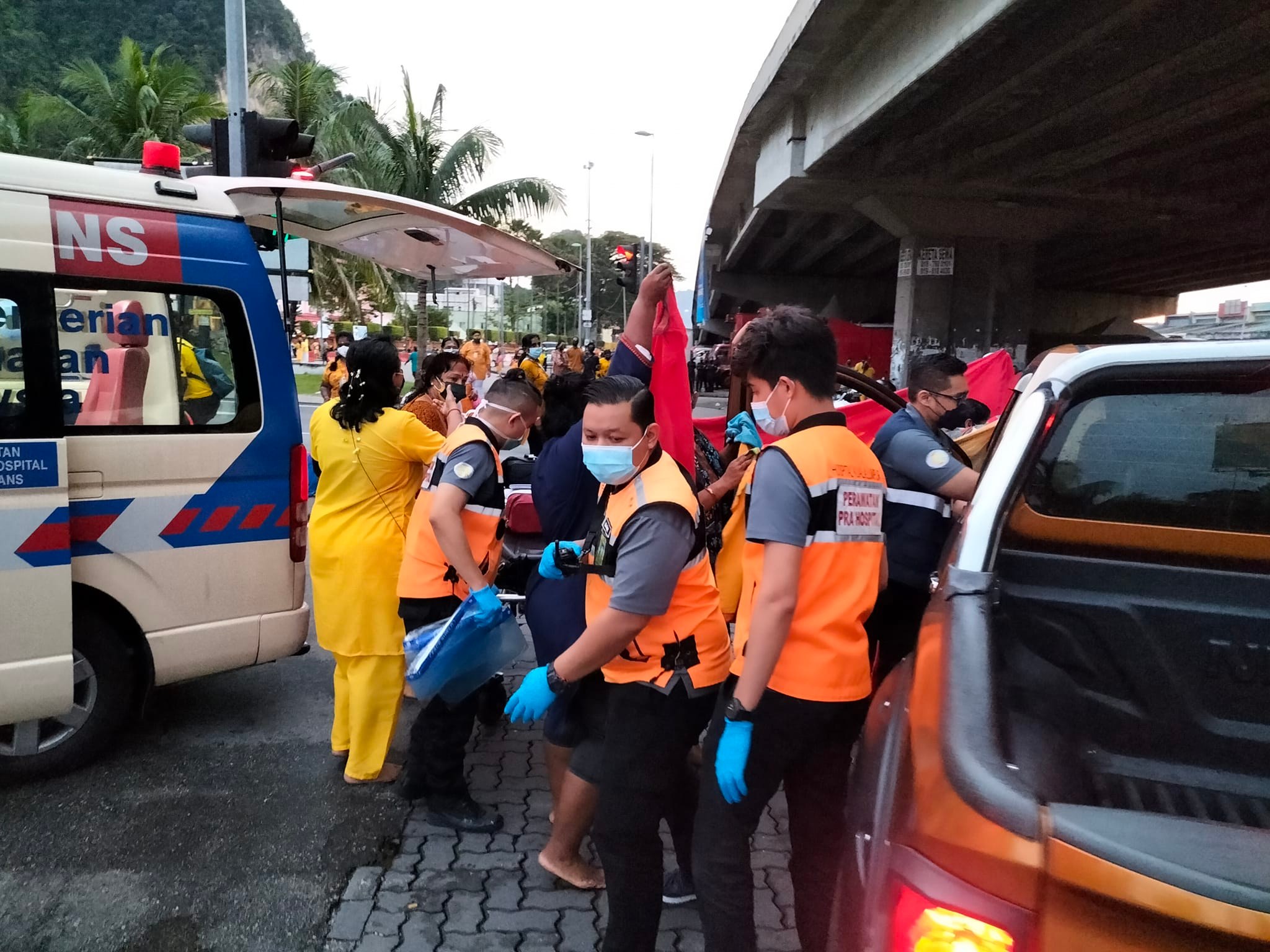 Baby delivered during Thaipusam celebrations - ambulance