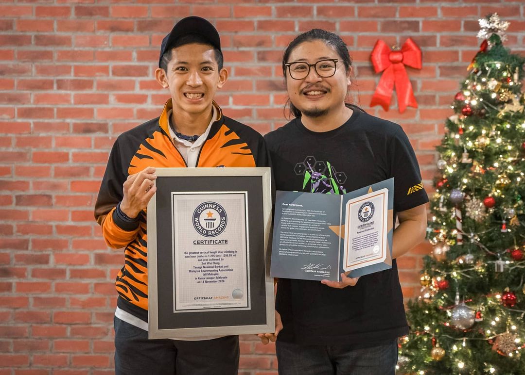 Tower runner Soh Wai Ching with Guinness World Record
