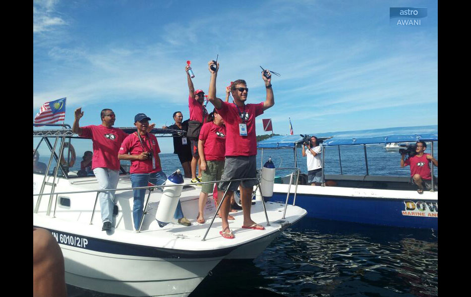 Guinness World Records Malaysia - longest underwater clean-up