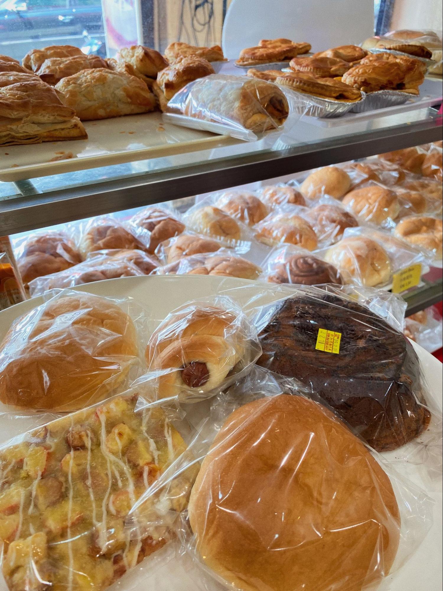 Traditional Bakeries In Penang - sin ka oon breads