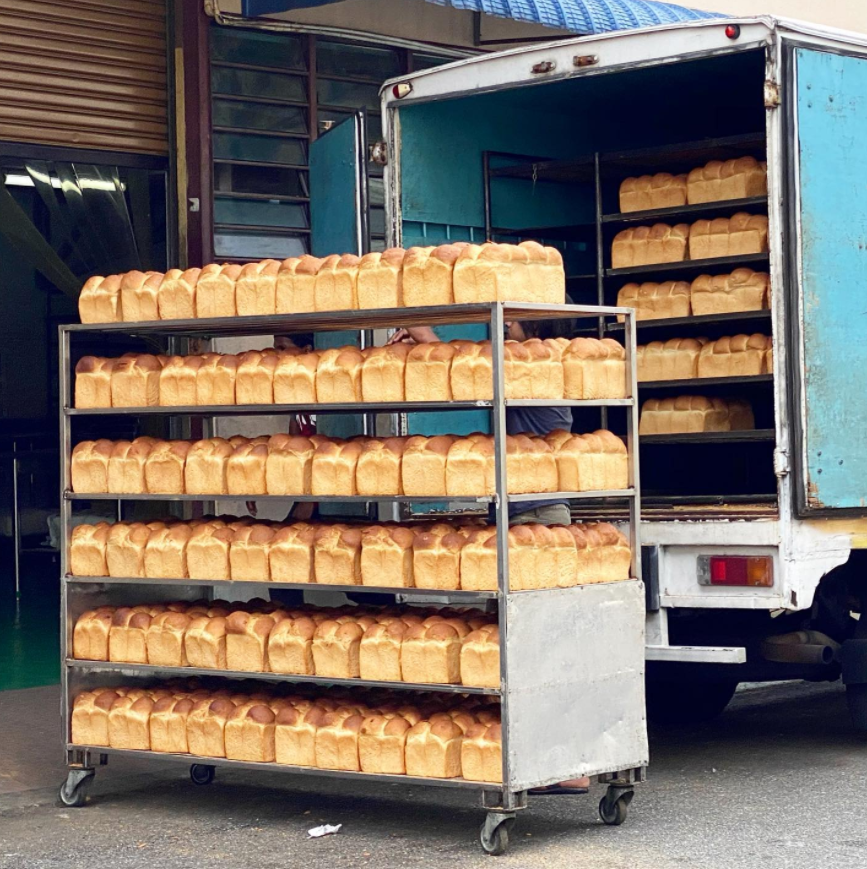 Traditional Bakeries In Penang - lorry