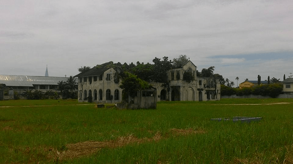 Abandoned sites in Malaysia - palace