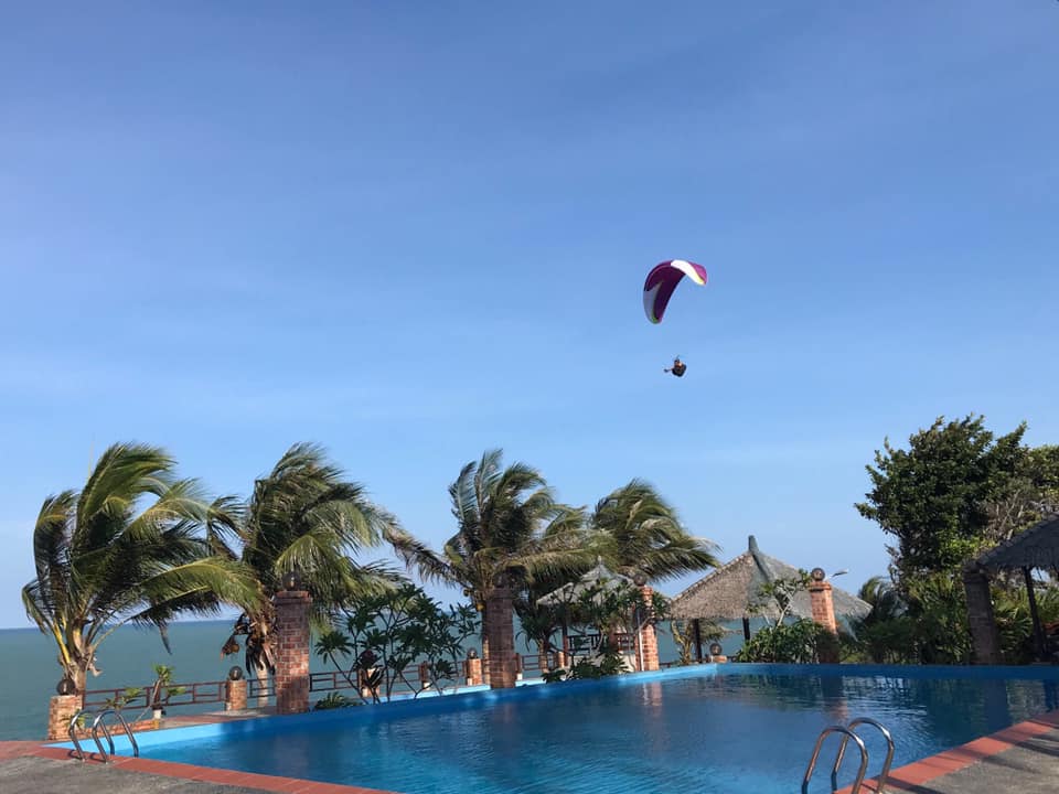 Sea Horizon Resort - pool