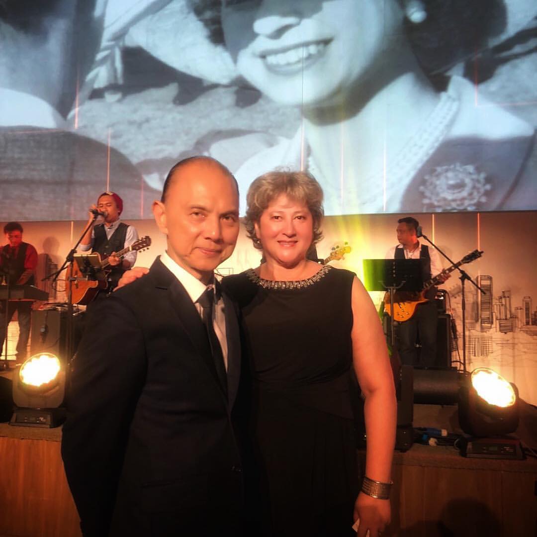 Jimmy Choo with British High Commissioner 