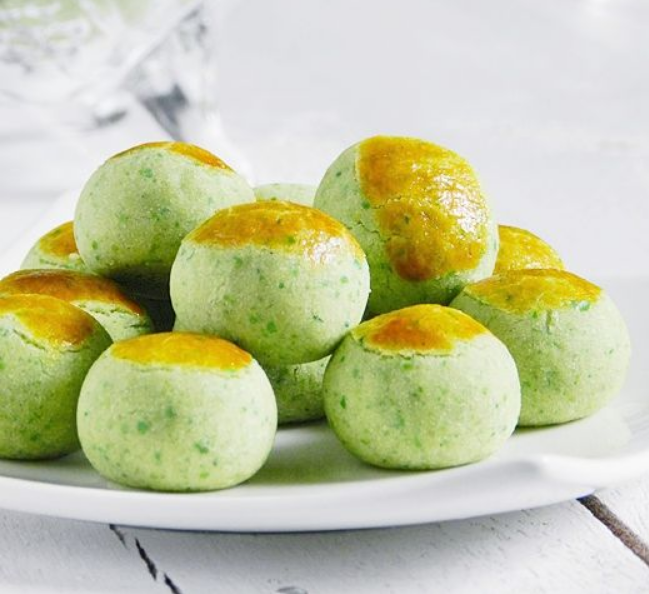 Simple Kuih Raya Recipes - green pea