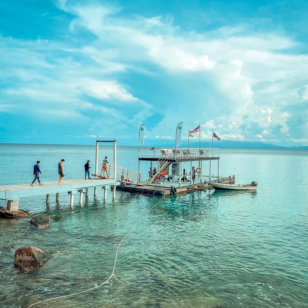 Alunan Resort - pier