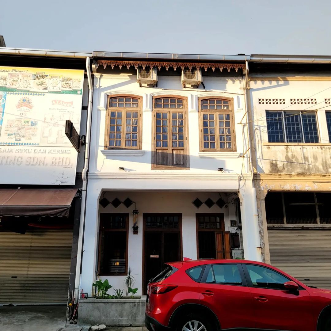 Wooden Box in Batu Pahat - shophouse