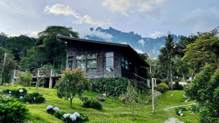 Spring Garden Kundasang Has Private Villas In A Flower Garden