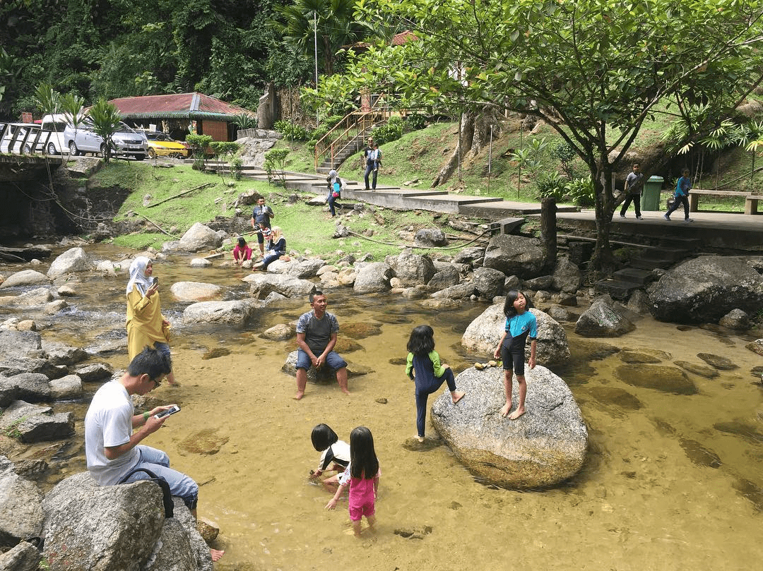 Things To Do In Cameron Highlands - waterfall