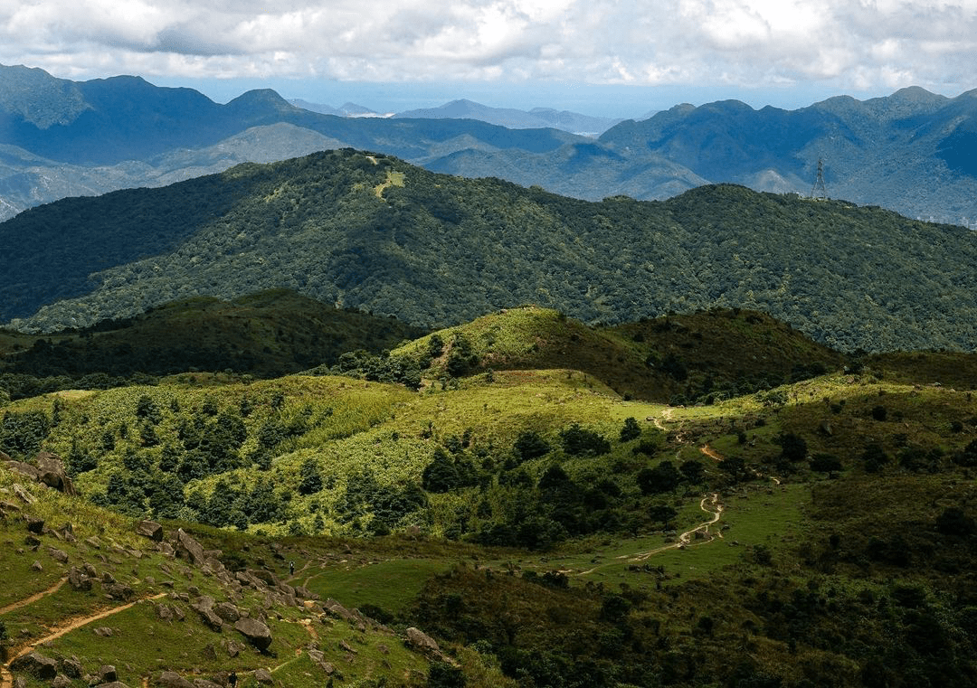 Things to do in Hong Kong for Malaysians - mountains