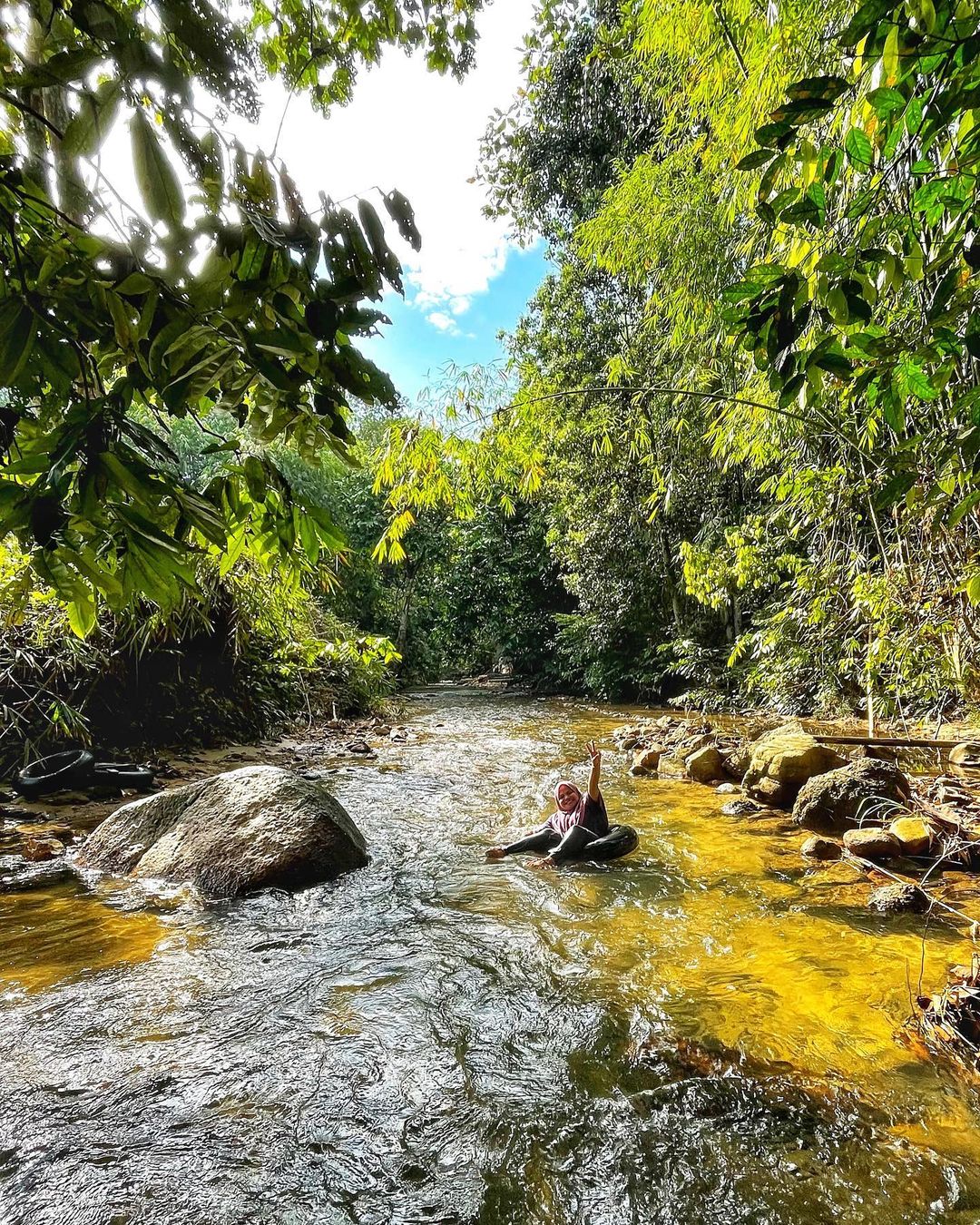 Glamping Malaysia - Dusun river