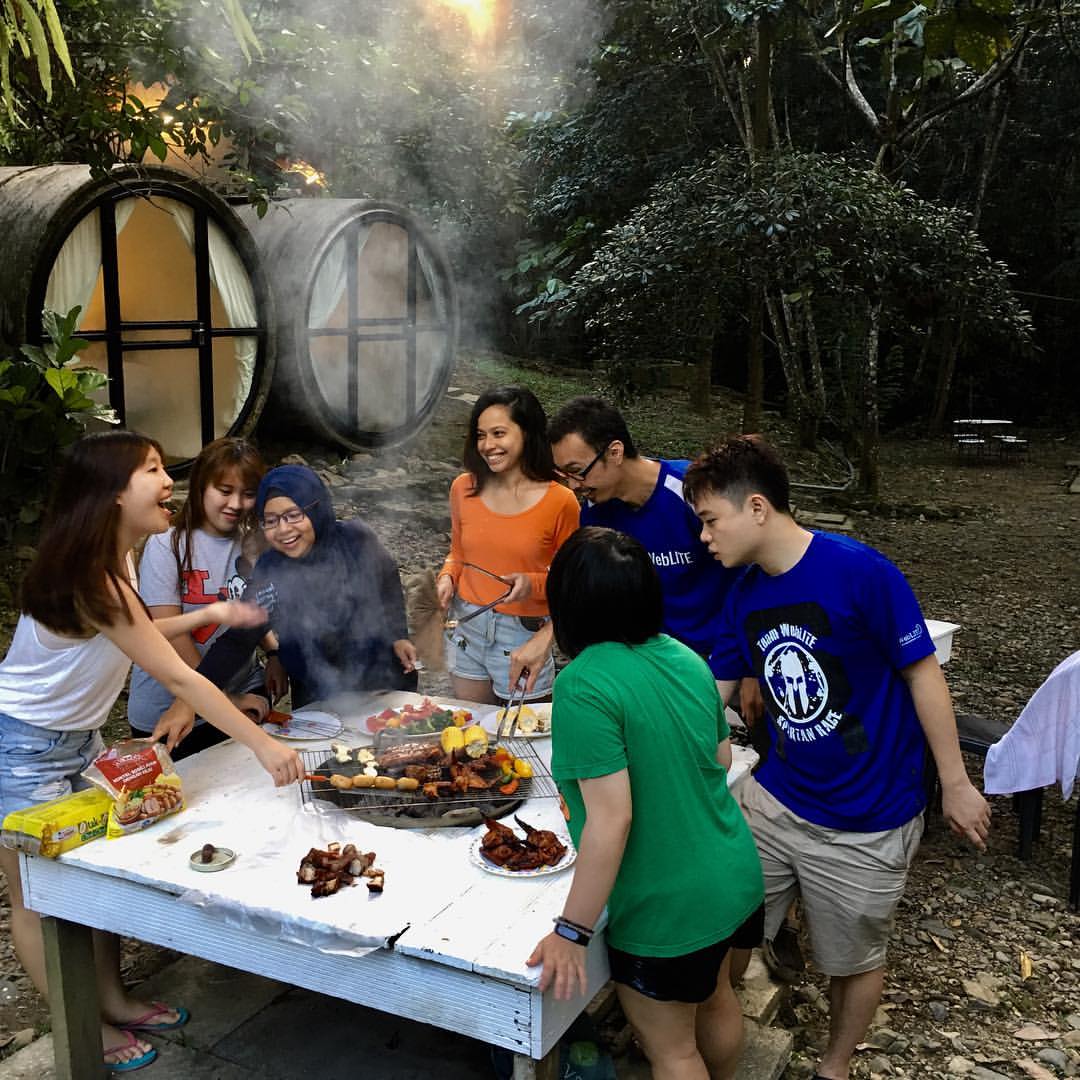 Glamping Malaysia - Time bbq