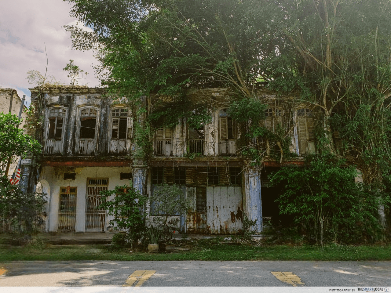 Papan town in Perak - shophouses