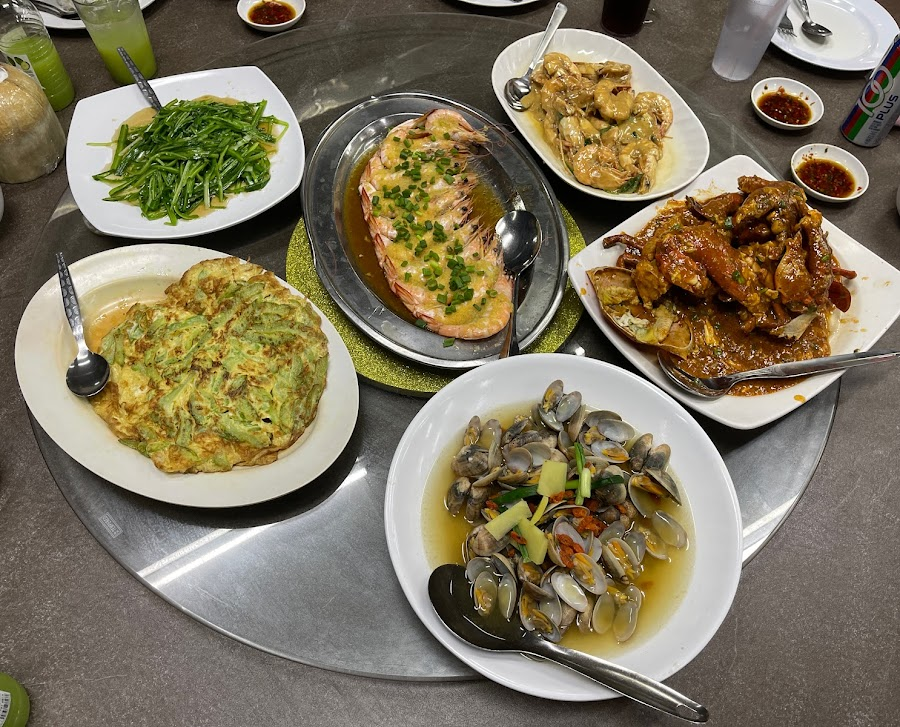 Seafood Johor - tian lai spread