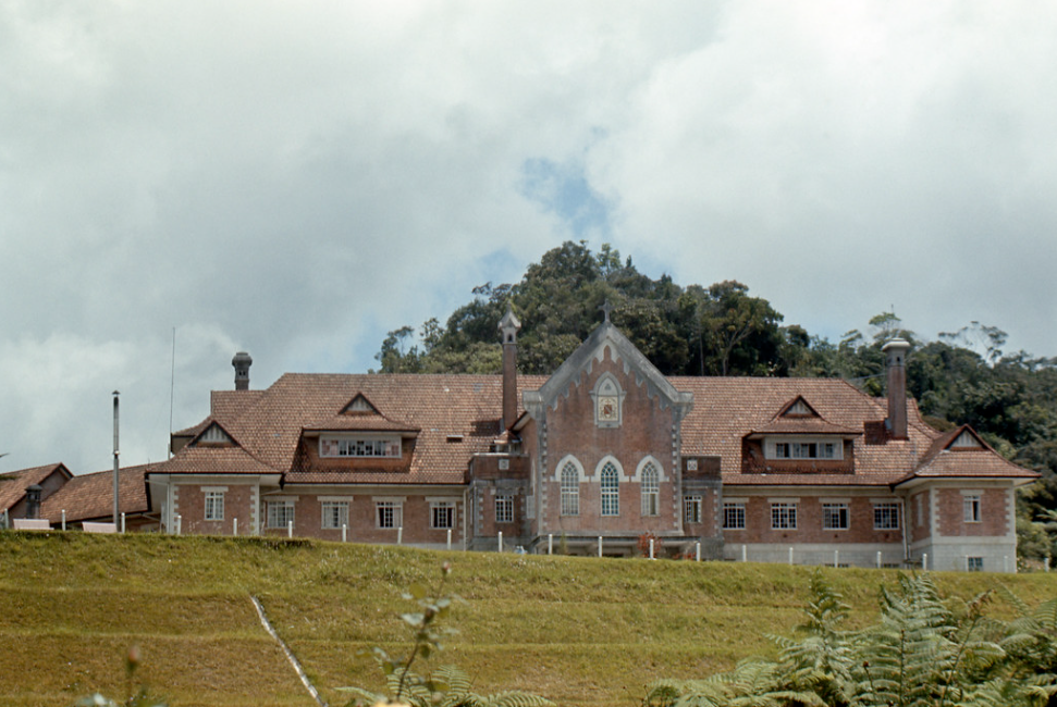 Schools Colonial Malaysia - rata 1