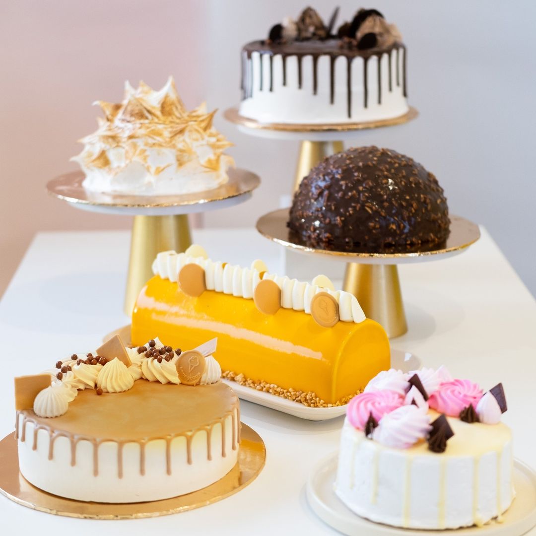 gifts for loved ones - ice cream cakes