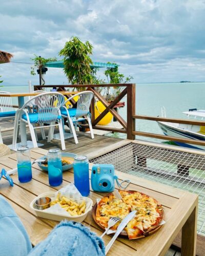 Biru Biru Enjoy Sea Views Sip On Ombre Drinks At This Penang Cafe