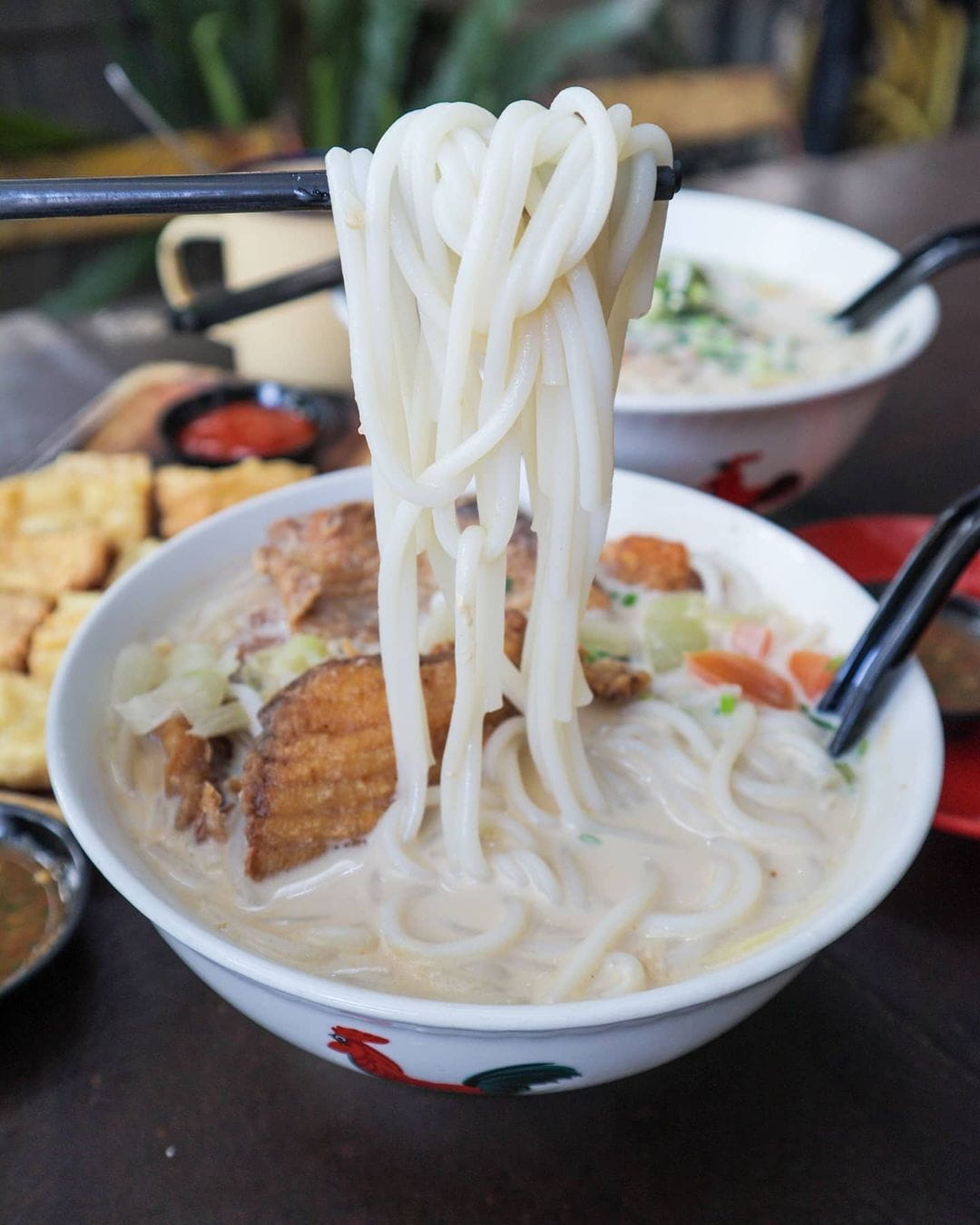 Modern kopitiams in Kuala Lumpur - fish head noodle