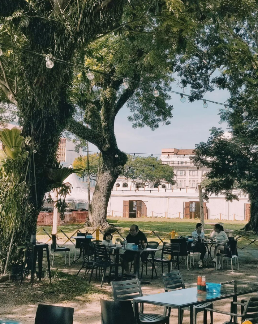 Breakfast In The Fort - area